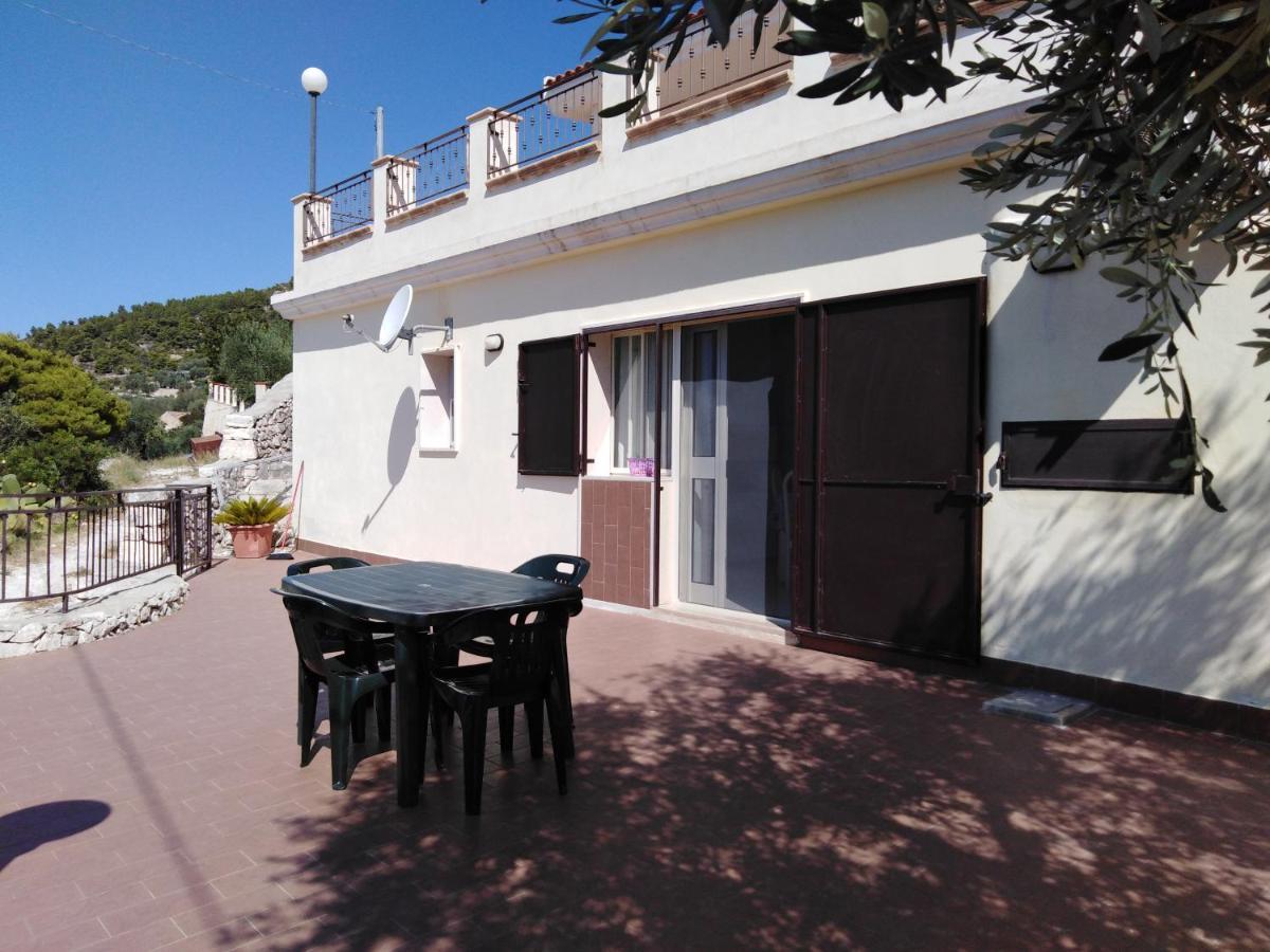 Willa Casa Vista Mare Mattinata Zewnętrze zdjęcie